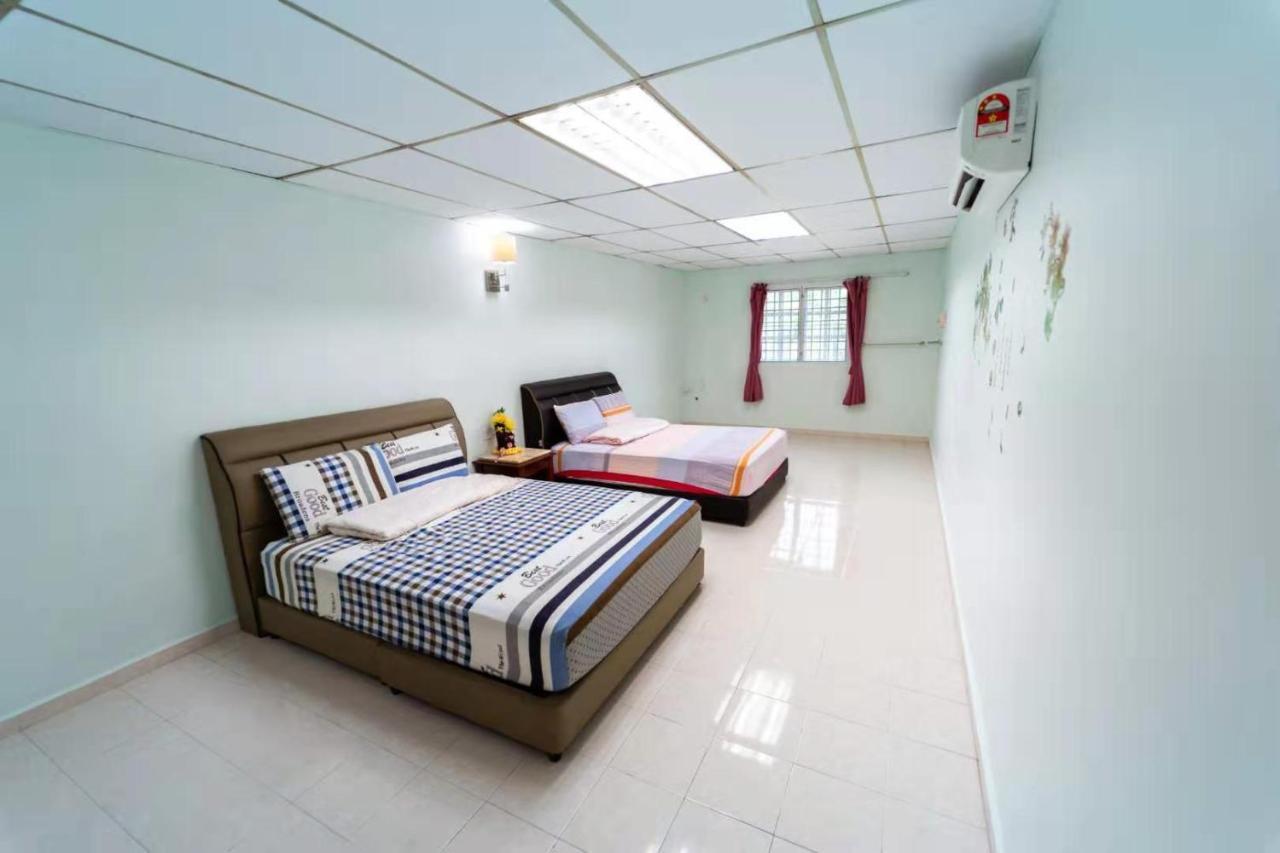 Star Light Homestay Sitiawan Exterior photo